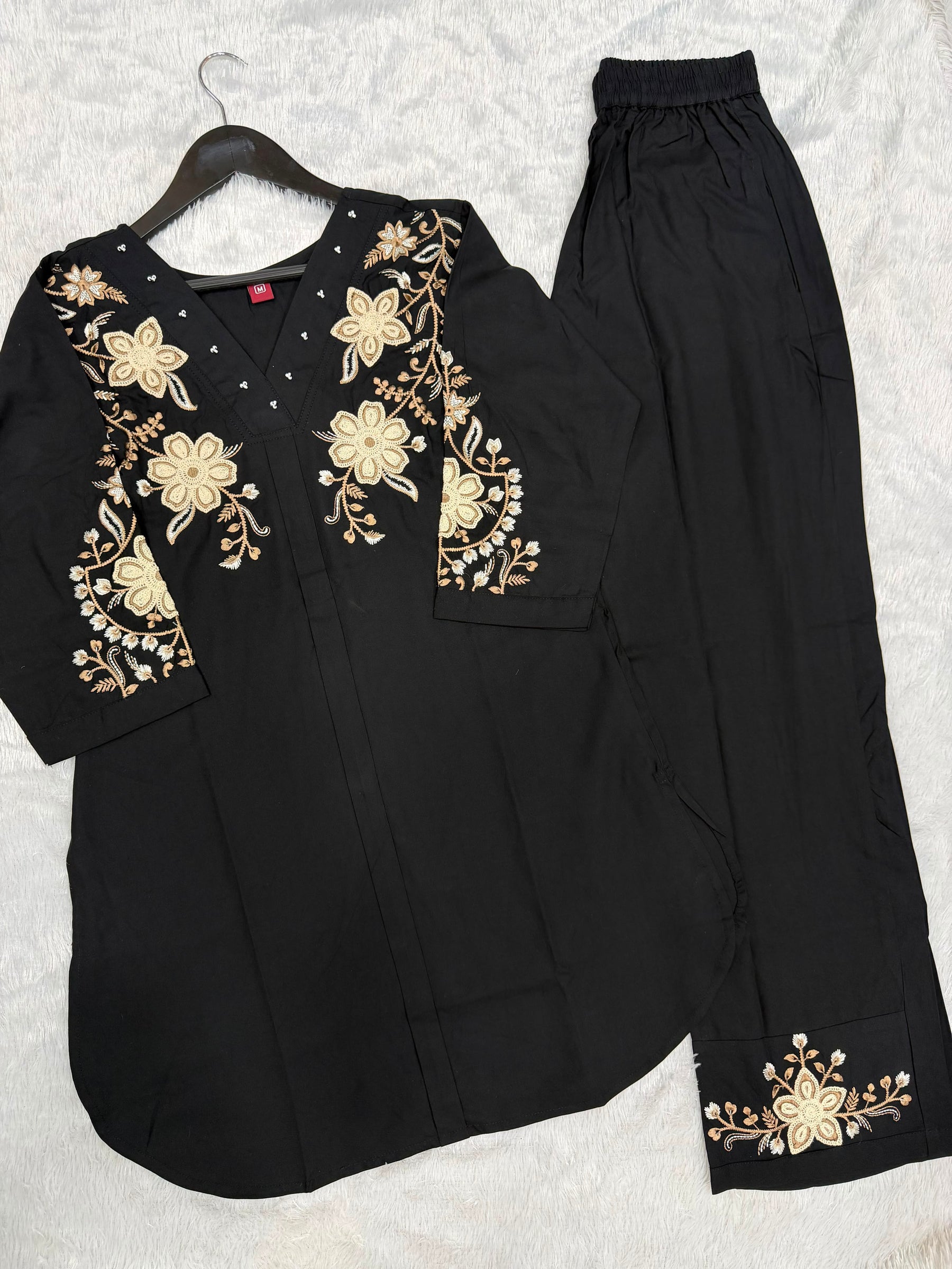 Floral Embroidered V-Neck Kurta Pant Co-Ord Set for Women
