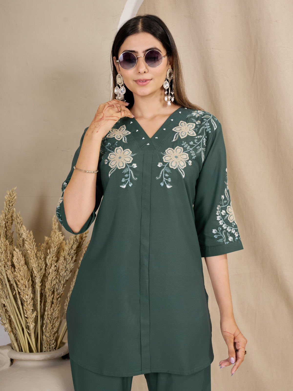 Floral Embroidered V-Neck Kurta Pant Co-Ord Set for Women