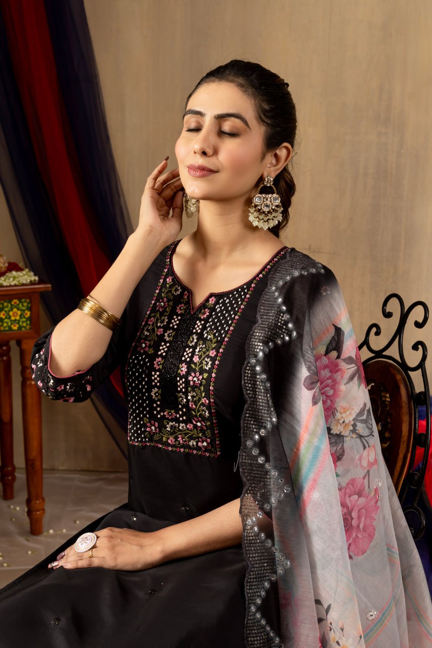 Women's Teal Embroidered Straight Kurta Pant Set with Floral Organza Dupatta
