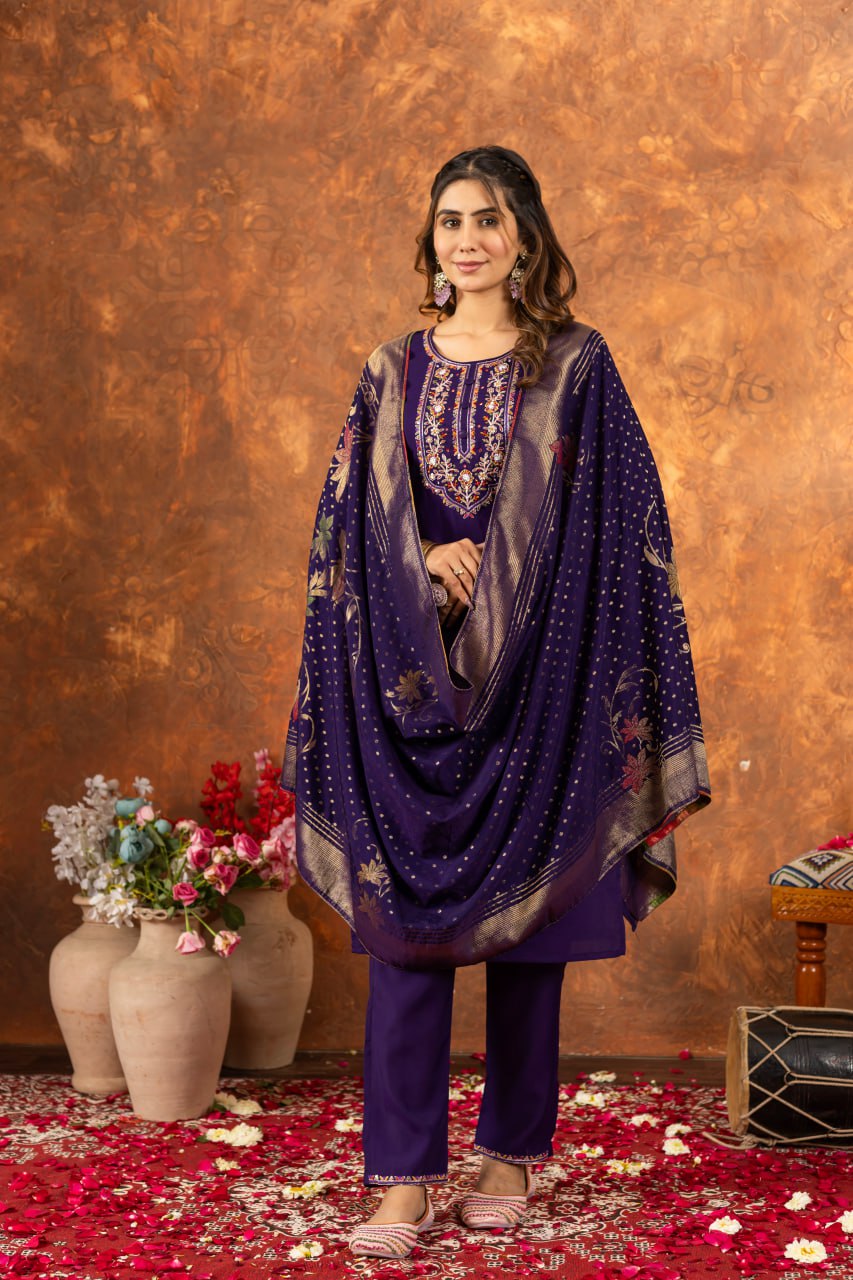 Women's Magenta Embroidered Kurta Pant Set with Jacquard Dupatta | Festive Ethnic Wear
