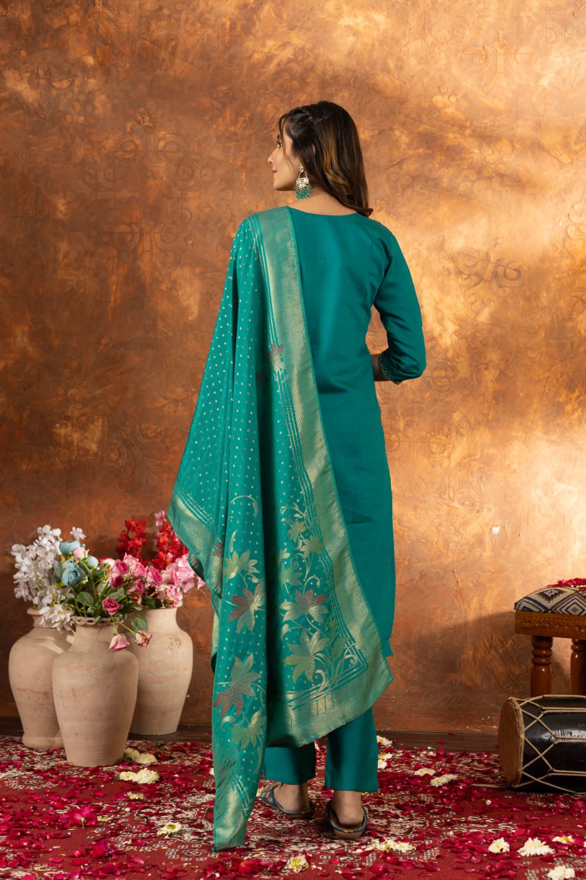 Women's Magenta Embroidered Kurta Pant Set with Jacquard Dupatta | Festive Ethnic Wear
