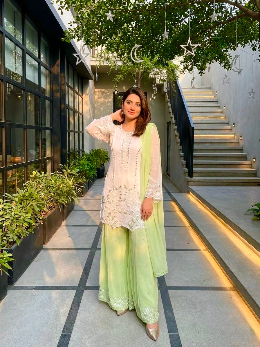 Elegant Embroidered White Kurta Palazzo Suit Set with Dupatta