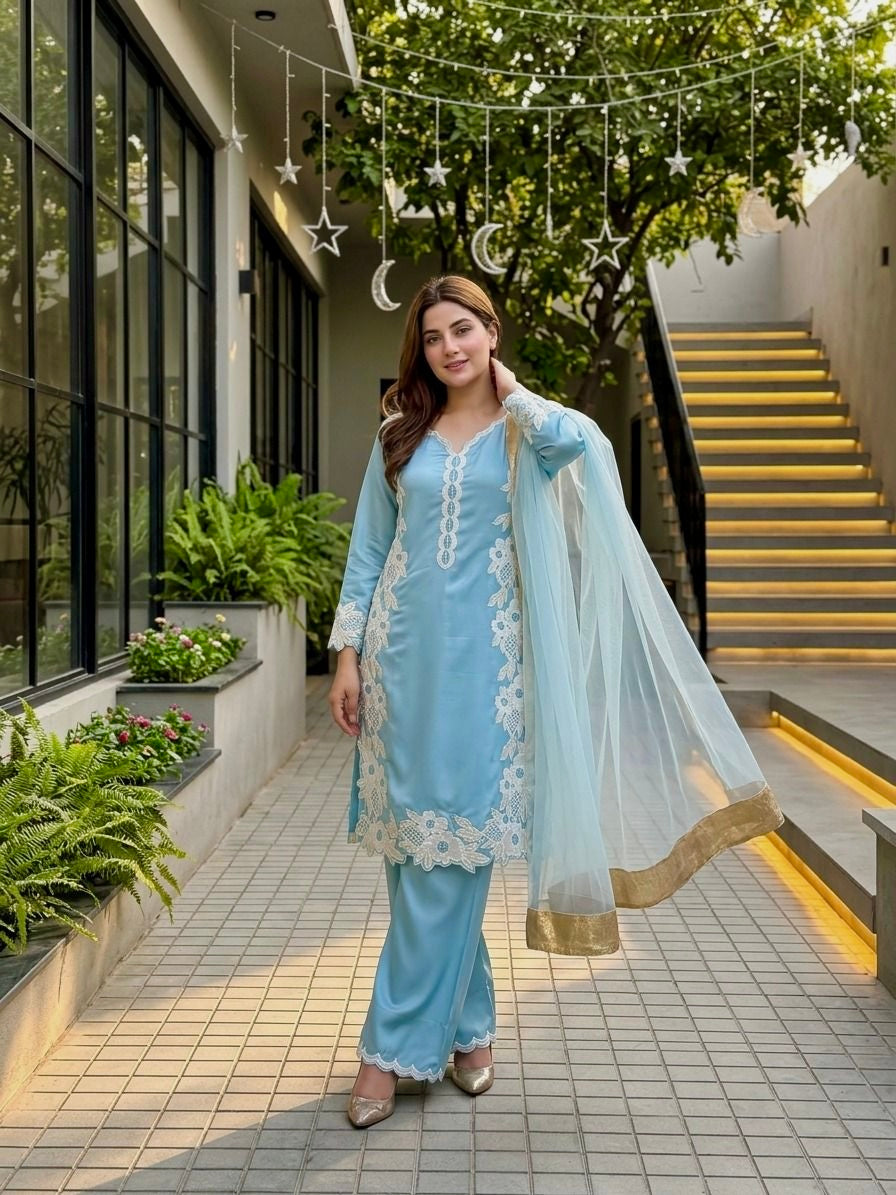 Elegant Embroidered 3-Piece Pakistani Suit with Floral Lace & Dupatta