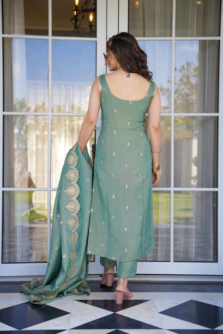 Women’s Embroidered Kurta Pant Dupatta Set | Elegant 3 Piece Ethnic Suit