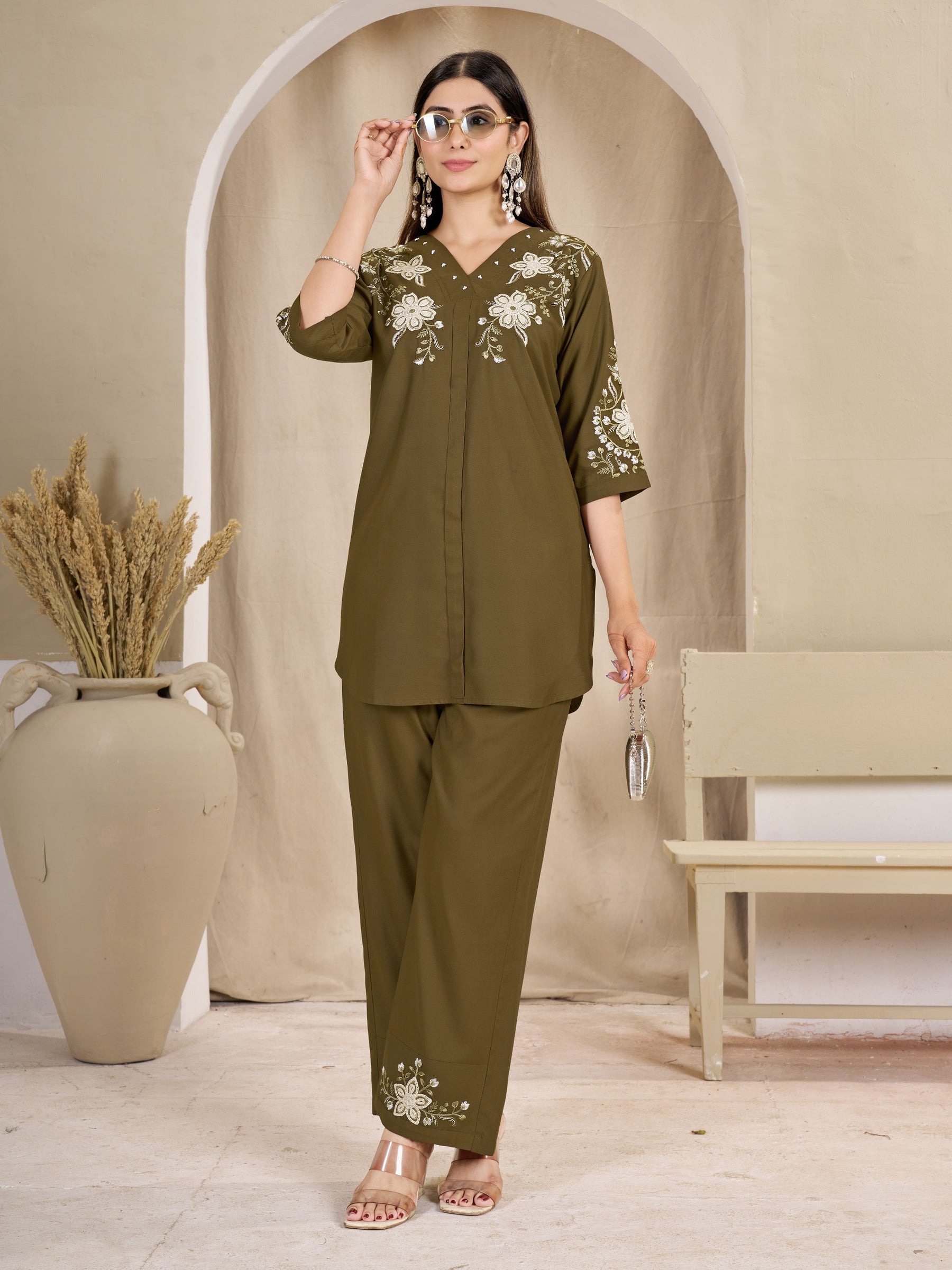 Floral Embroidered V-Neck Kurta Pant Co-Ord Set for Women