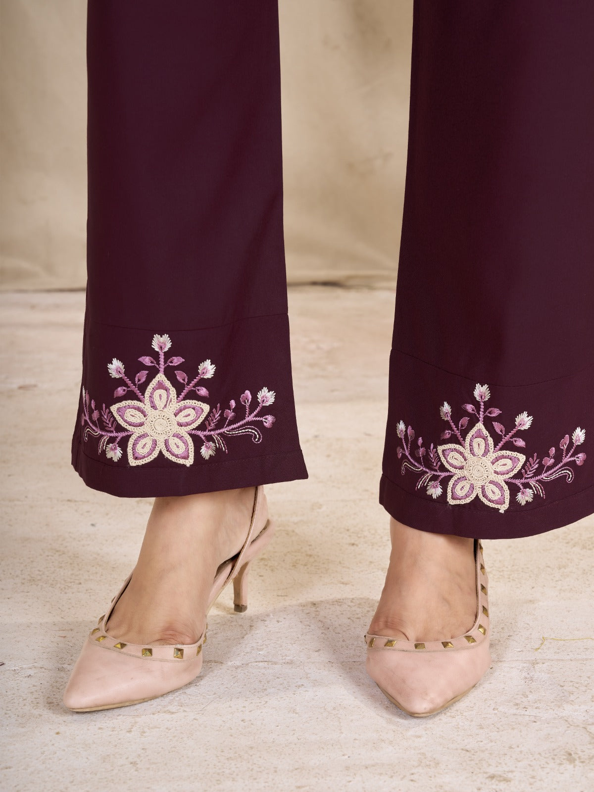 Floral Embroidered V-Neck Kurta Pant Co-Ord Set for Women