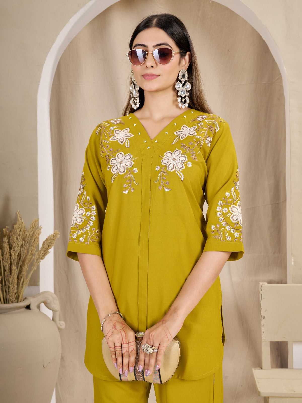 Floral Embroidered V-Neck Kurta Pant Co-Ord Set for Women