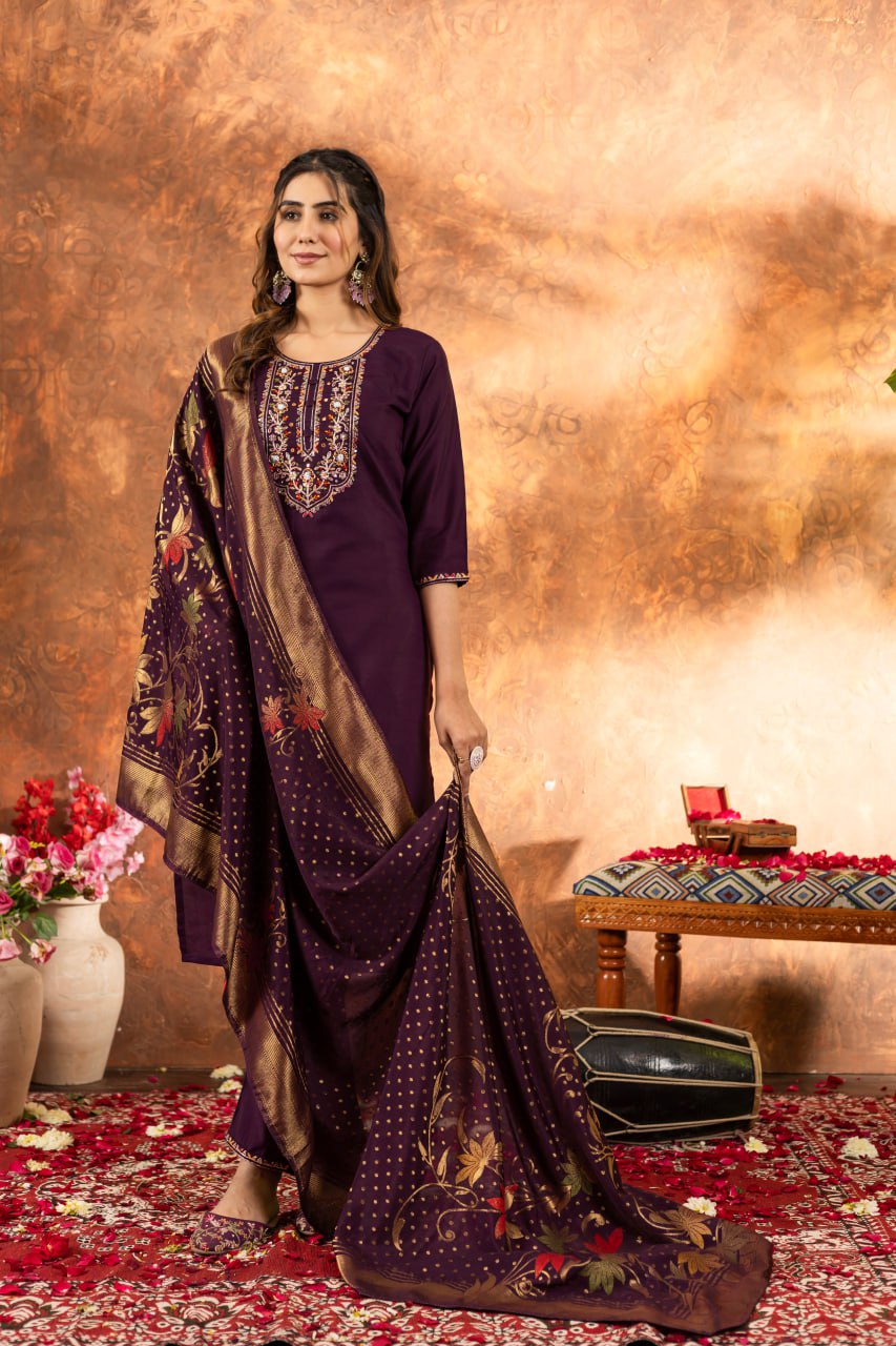 Women's Magenta Embroidered Kurta Pant Set with Jacquard Dupatta | Festive Ethnic Wear