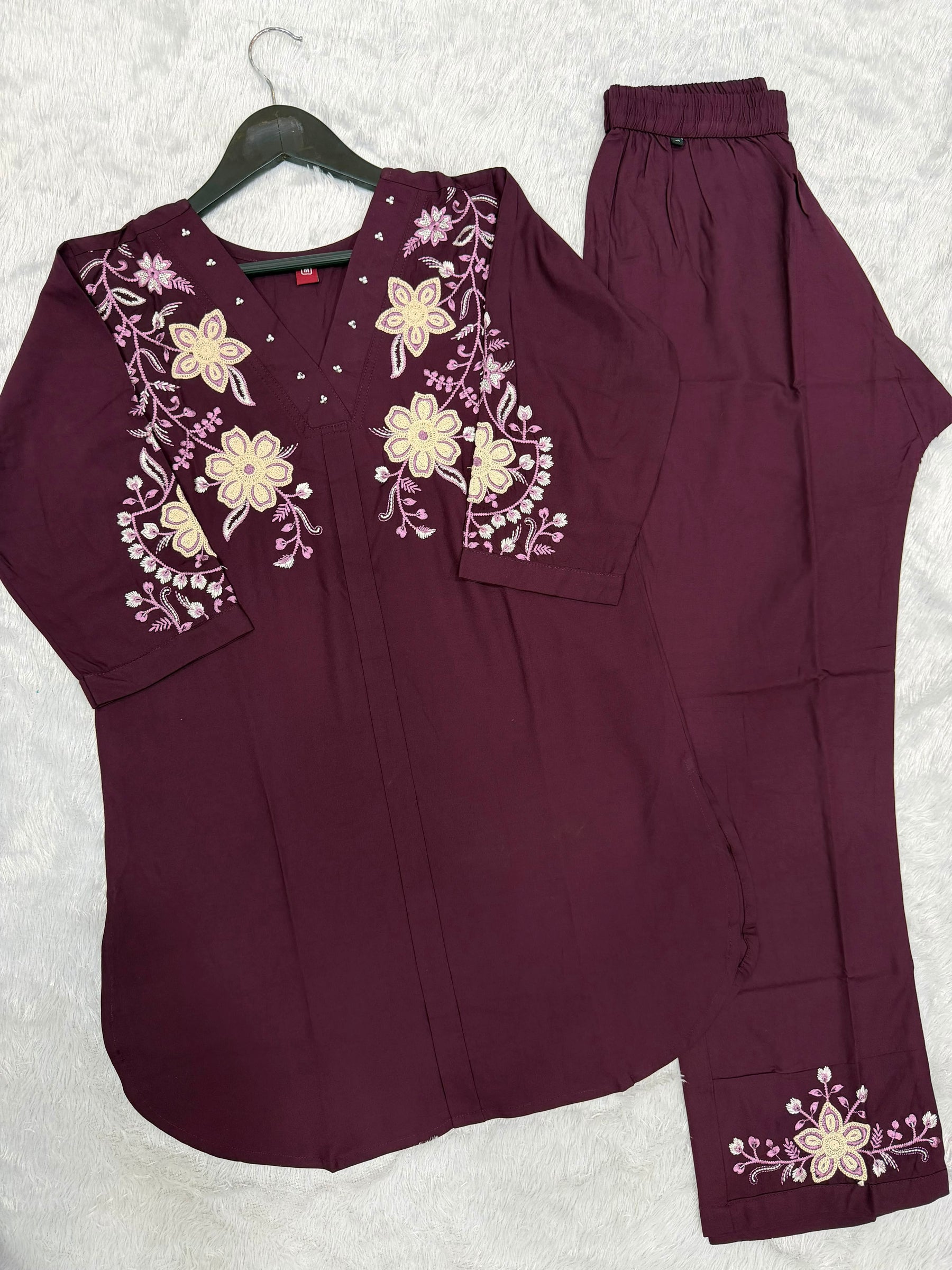 Floral Embroidered V-Neck Kurta Pant Co-Ord Set for Women