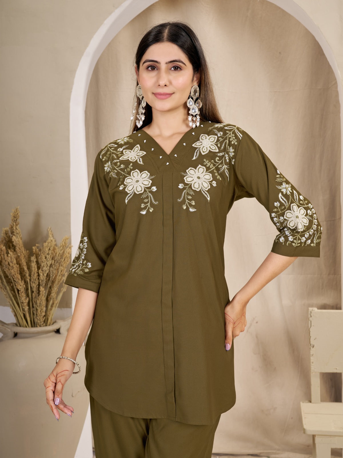 Floral Embroidered V-Neck Kurta Pant Co-Ord Set for Women