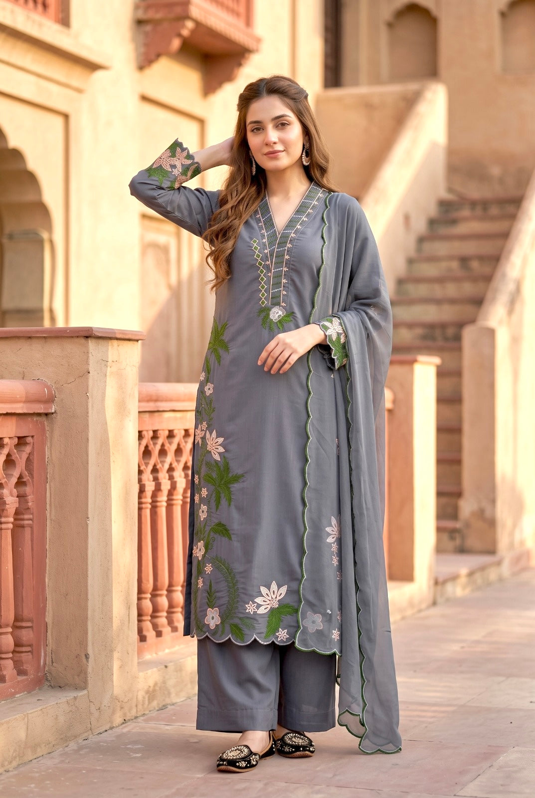 Designer Heavy Faux Georgette Pakistani Suit Set – Embroidered 3 Piece Salwar Suit